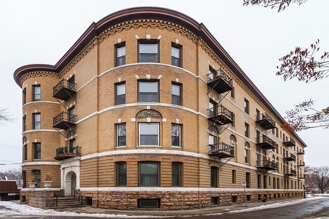 property at 11 Summit Ct