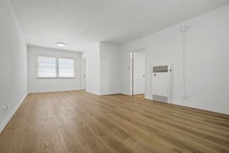 1034 5th St in Santa Monica, CA - Building Photo - Building Photo