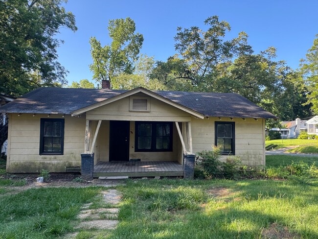 property at 30 W 29th St