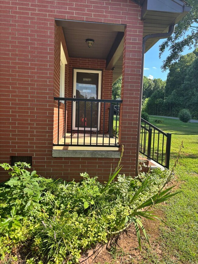 1060 Choate Rd in Salisbury, NC - Building Photo - Building Photo