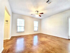 4615 Kind Way in Austin, TX - Building Photo - Building Photo