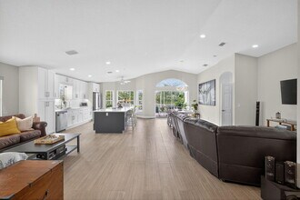 15155 Newquay Ct in Wellington, FL - Building Photo - Building Photo