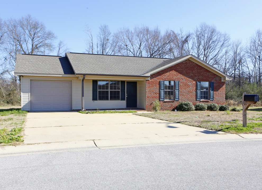 Greenwood Park in Tuscaloosa, AL - Building Photo