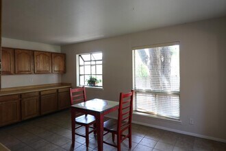 3219 June St NE in Albuquerque, NM - Building Photo - Building Photo