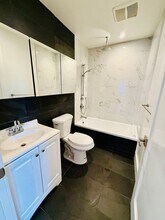 724 Ashland Ave in Santa Monica, CA - Building Photo - Building Photo
