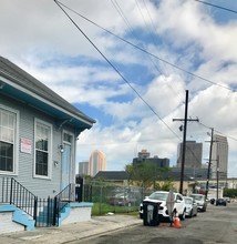 1331 S Saratoga St in New Orleans, LA - Building Photo - Building Photo