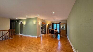4130 N Firestone Dr in Hoffman Estates, IL - Building Photo - Building Photo