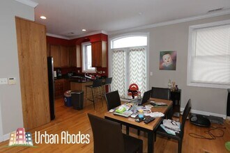 3709 N Southport Ave, Unit M09B in Chicago, IL - Building Photo - Building Photo