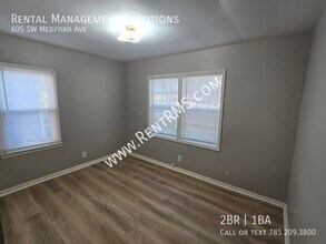 605 SW Medford Ave in Topeka, KS - Building Photo - Building Photo