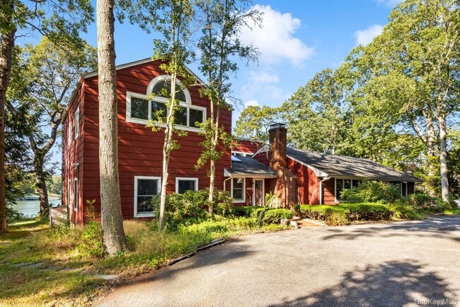 property at 3693 Pine Neck Rd
