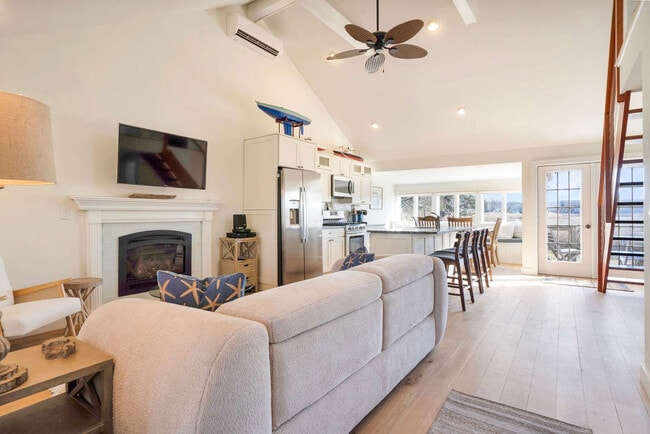 property at 125 Creek Rd