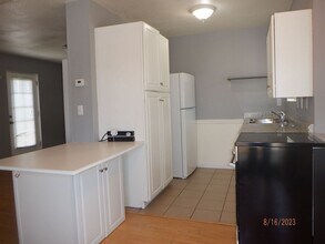 22924 Clover Spring Pl in Tehachapi, CA - Building Photo - Building Photo