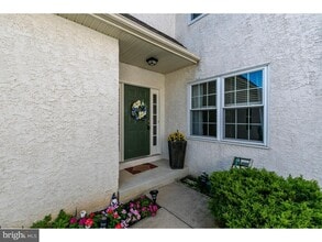 556 Cork Cir in West Chester, PA - Building Photo - Building Photo