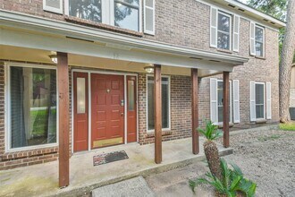 12 Coralberry Rd in Spring, TX - Foto de edificio - Building Photo