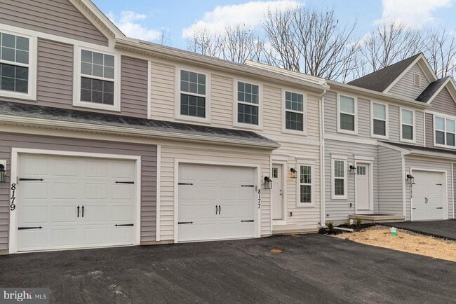 8177 Haley Ct in Harrisburg, PA - Building Photo - Building Photo