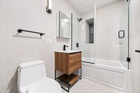 704 8th Ave, Unit 1E in Brooklyn, NY - Building Photo - Building Photo