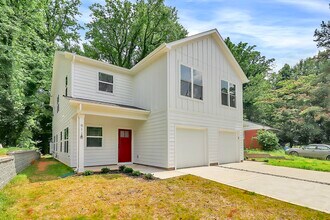 911 Yellowstone Dr in Charlotte, NC - Building Photo - Building Photo