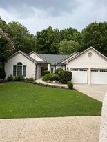 10690 Pinewalk Forest Cir, Unit 10690B