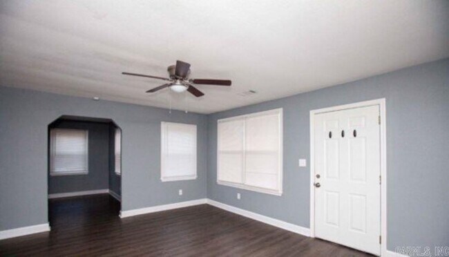 7606 W 40th St in Little Rock, AR - Building Photo - Building Photo