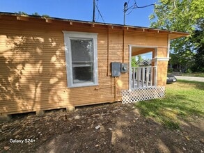 755 Doucette Ave in Beaumont, TX - Building Photo - Building Photo