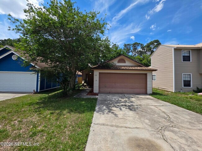 1281 Independence Dr in Orange Park, FL - Building Photo - Building Photo