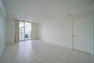 2903 N Miami Beach Blvd in North Miami Beach, FL - Building Photo - Building Photo