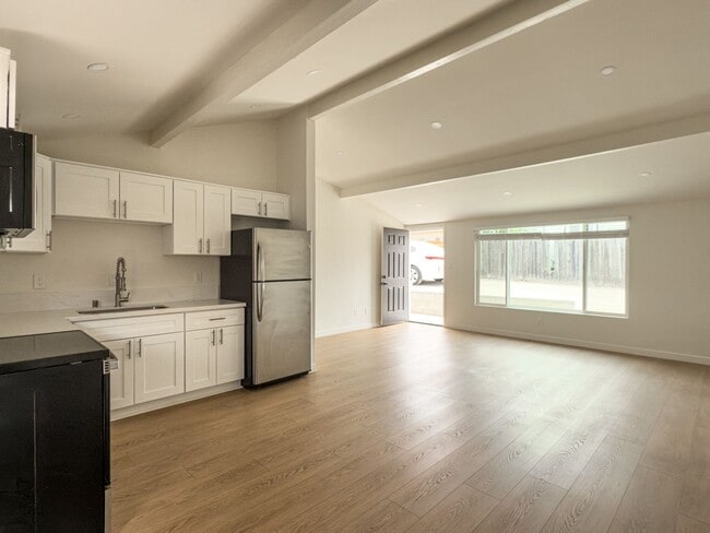 property at 4345-4345 Parks Ave