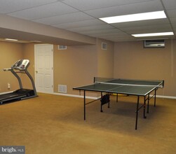 93 Castleton Rd in Princeton, NJ - Building Photo - Building Photo