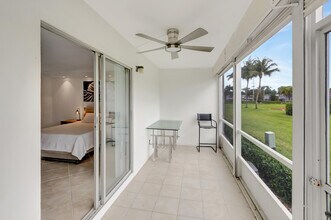 1072 Yarmouth E in Boca Raton, FL - Building Photo - Building Photo