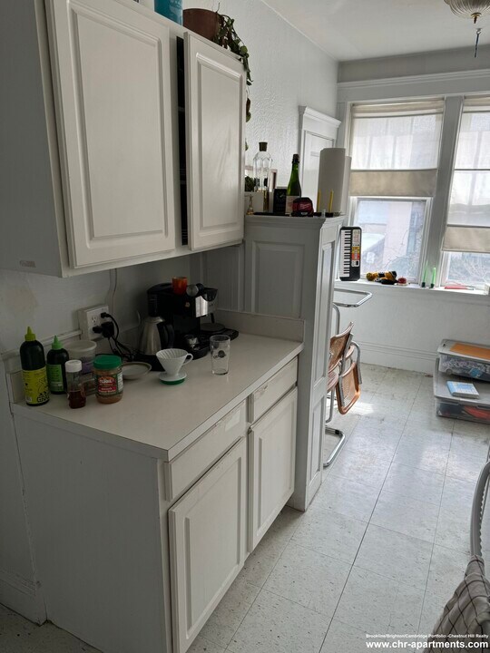 1697 Cambridge St, Unit 5 in Cambridge, MA - Building Photo