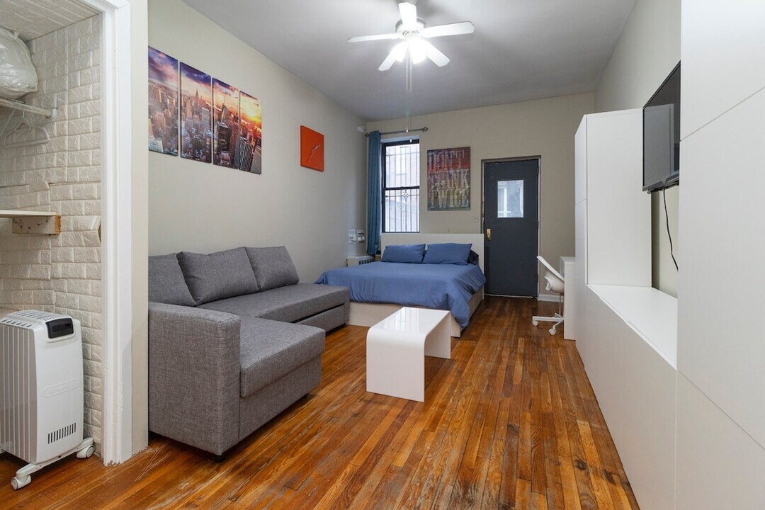 250 E 82nd St, Unit SI ID1060730P in New York, NY - Foto de edificio