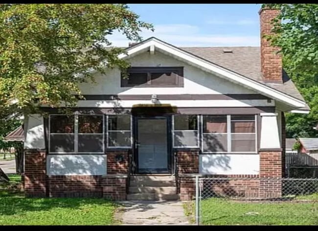 property at 3201 N Humboldt Ave