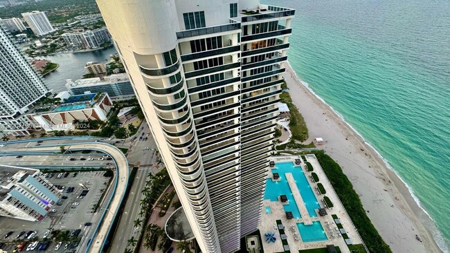 1830 S Ocean Dr, Unit 4708 in Hallandale Beach, FL - Foto de edificio - Building Photo