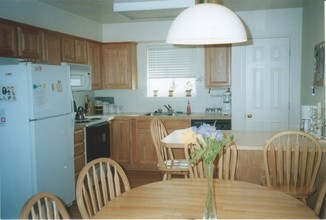 Hillside Village Apartments in Pocatello, ID - Building Photo - Interior Photo