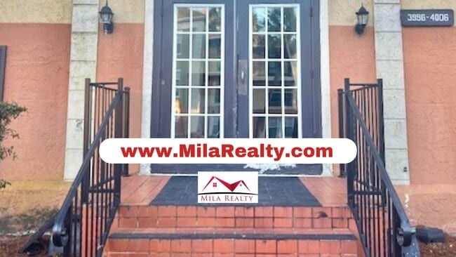 property at 4002 Versailles Dr