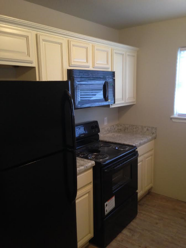 1315 S 12th St in Fort Smith, AR - Building Photo - Building Photo