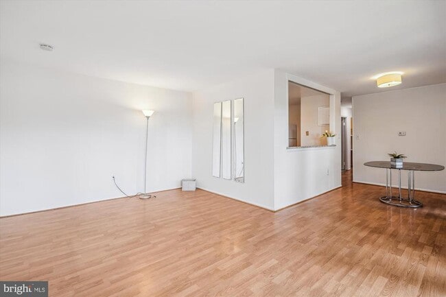 9274 Adelphi Rd in Adelphi, MD - Building Photo - Building Photo