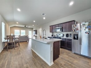 13912 Great Pnes Ct in Conroe, TX - Foto de edificio - Building Photo