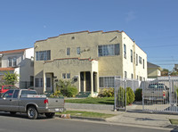 1326 S Bronson Ave in Los Angeles, CA - Building Photo - Building Photo