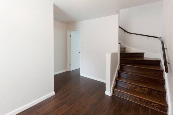 1560 McKinnon Ave in San Francisco, CA - Building Photo - Building Photo