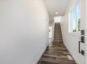 5856 SE 18th St in Gresham, OR - Building Photo - Building Photo