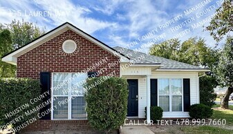 115 Lauren Ln in Warner Robins, GA - Building Photo