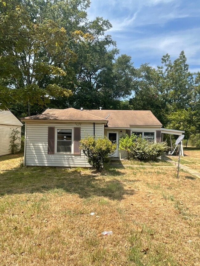 property at 6512 Canal Blvd