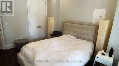 471-2-M471 Ossington Ave in Toronto, ON - Building Photo - Building Photo