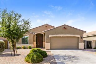 1655 W Paisley Dr in Queen Creek, AZ - Building Photo