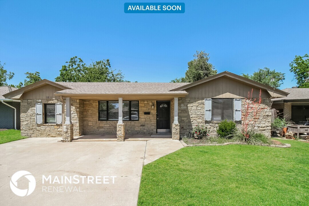1811 Westminster Pl in Oklahoma City, OK - Building Photo