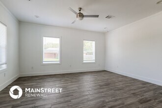 4358 Larkspur St in Houston, TX - Building Photo - Building Photo