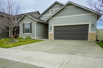 1187 W Davenport St in Meridian, ID - Building Photo - Building Photo