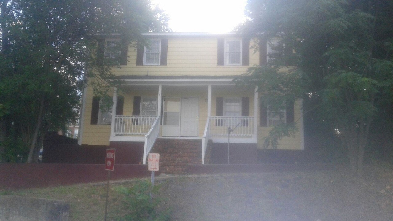 1432 Lincoln St in Columbia, SC - Building Photo