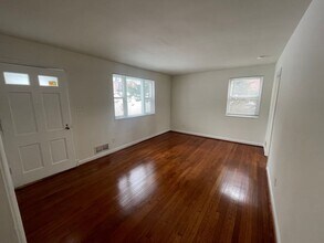 11714 Hatcher Pl in Silver Spring, MD - Building Photo - Building Photo